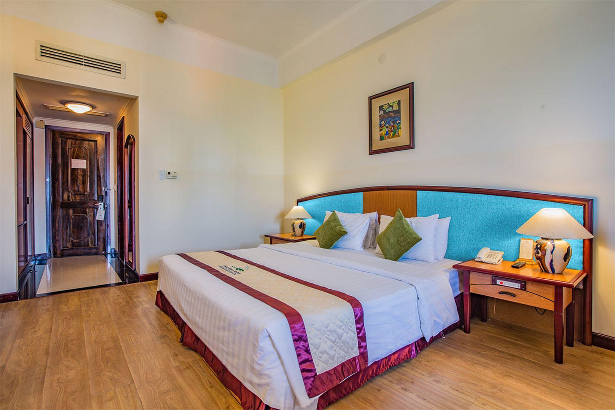 Yasaka Saigon Nha Trang Hotel & Spa Kültér fotó