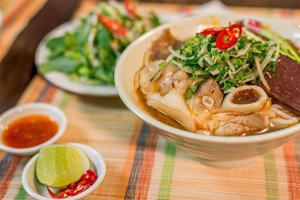 Yasaka Saigon Nha Trang Hotel & Spa Kültér fotó