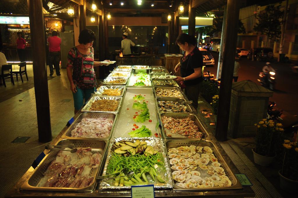 Yasaka Saigon Nha Trang Hotel & Spa Kültér fotó