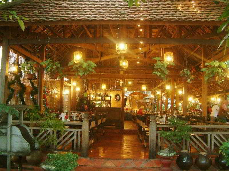 Yasaka Saigon Nha Trang Hotel & Spa Kültér fotó