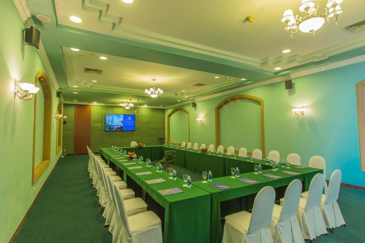 Yasaka Saigon Nha Trang Hotel & Spa Kültér fotó